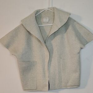 Joie Shortsleeve Open Front Wide Collared Cape Style Poncho Boxy Pockets Soft